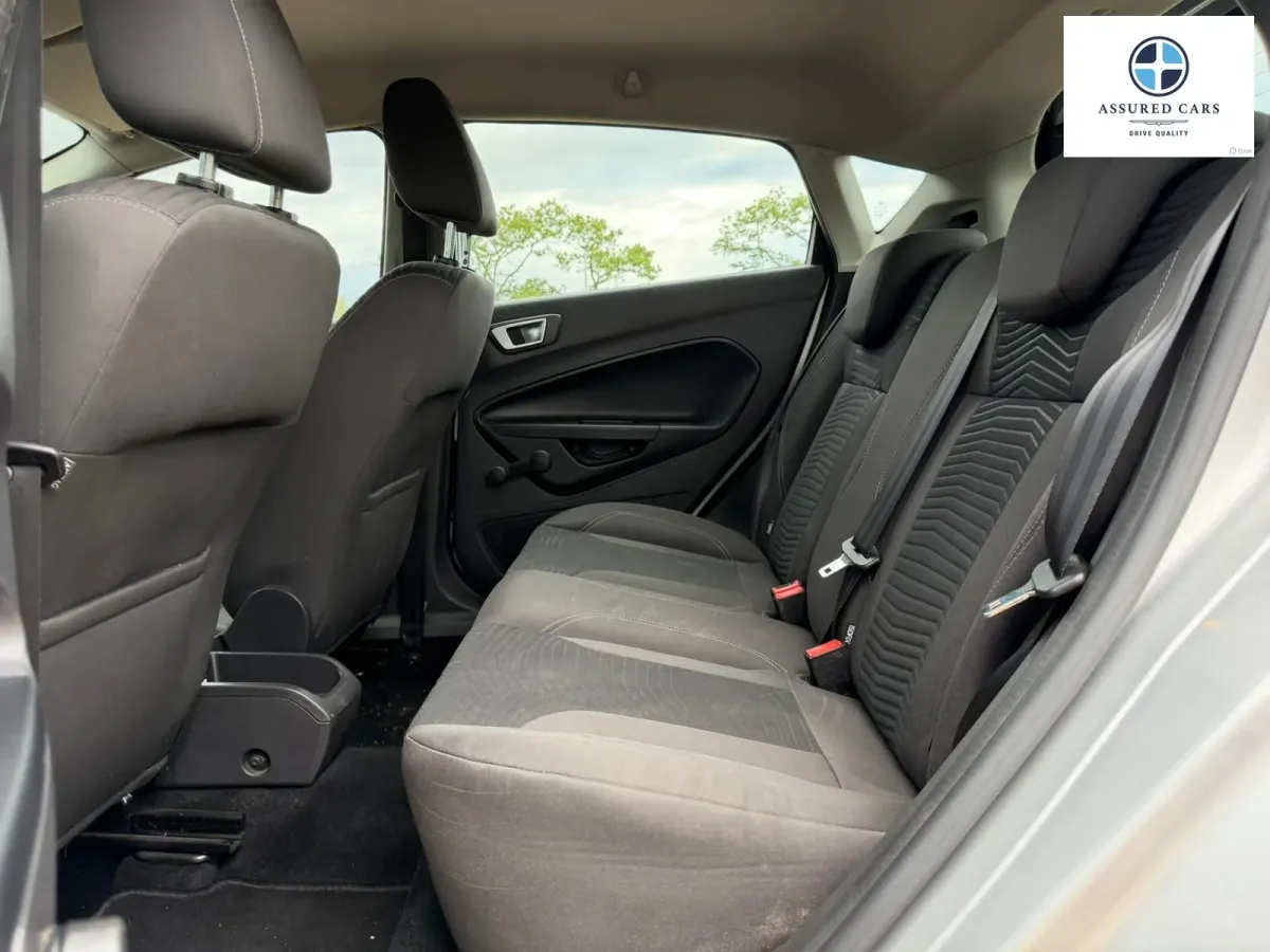 Car View 15