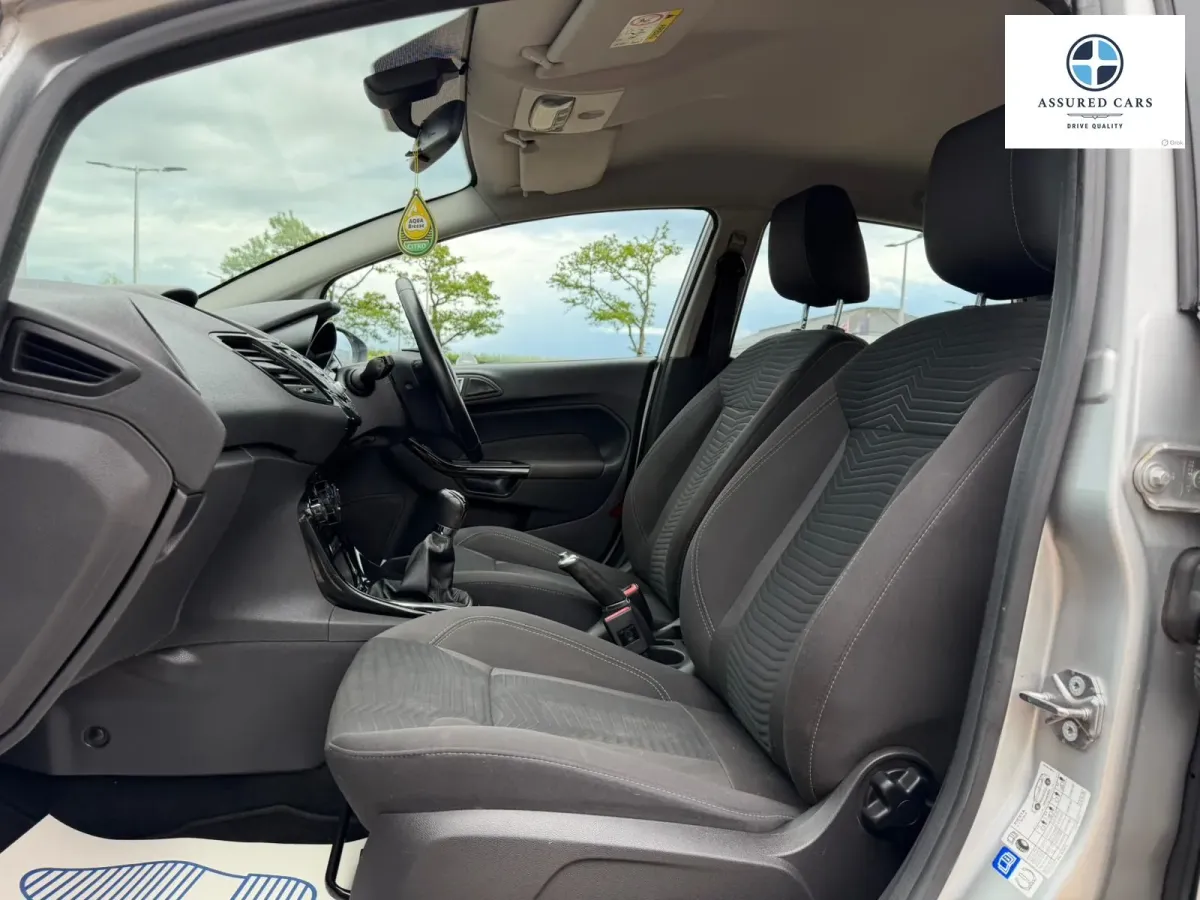 Car View 14