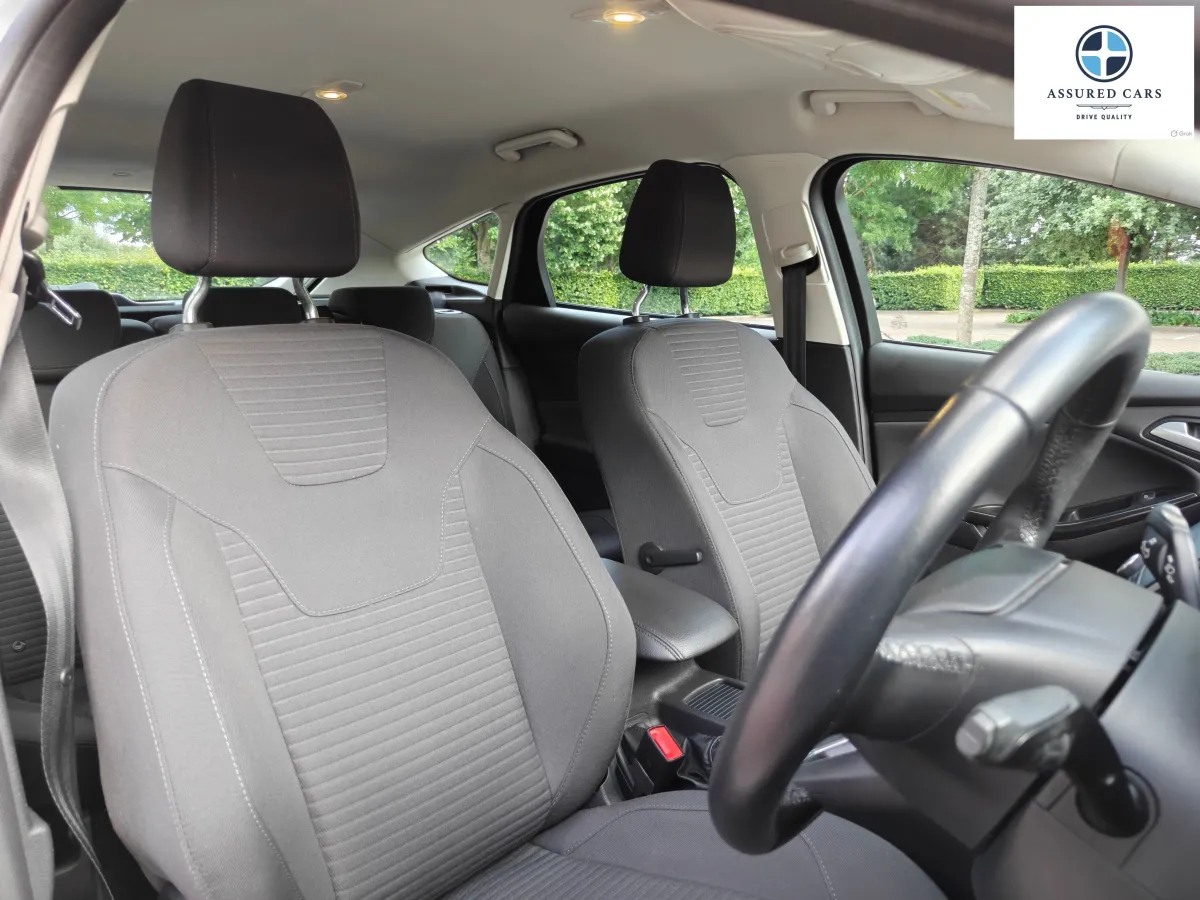 Car View 18